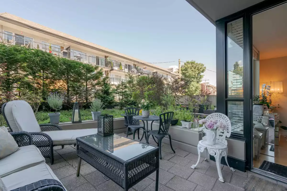 Living Room Photo of 302 160 W 3rd Street, North Vancouver, BC