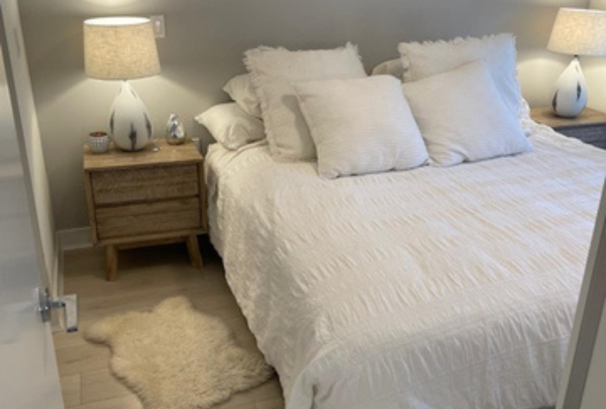 Primary Bedroom Photo of 302 160 W 3rd Street, North Vancouver, BC