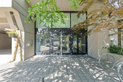 302 160 W 3rd Street, North Vancouver, BC