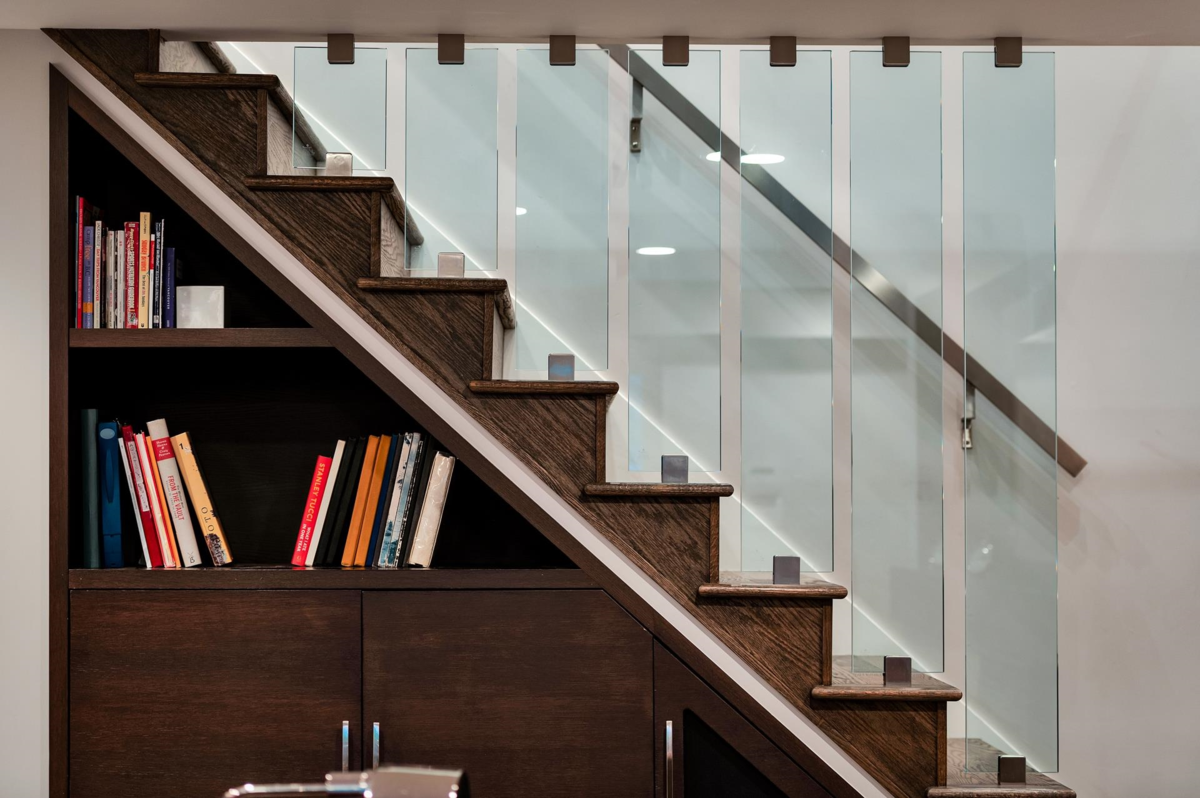 Entry Foyer Photo of 3669 Edgemont Boulevard, North Vancouver, BC