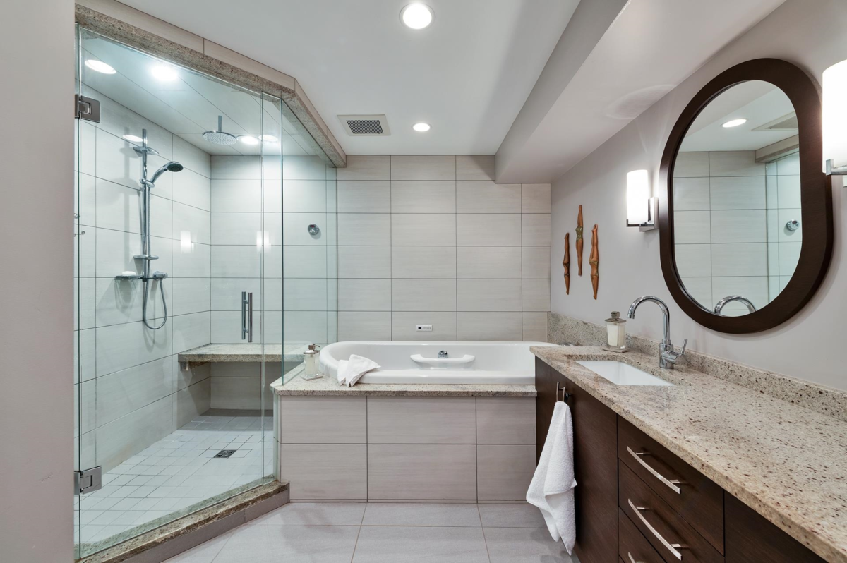 Front Yard Photo of 3669 Edgemont Boulevard, North Vancouver, BC