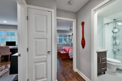 Laundry Room Photo of 3669 Edgemont Boulevard, North Vancouver, BC