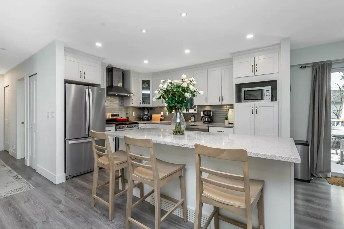 Kitchen Photo of 4427 202 Street, Langley, BC