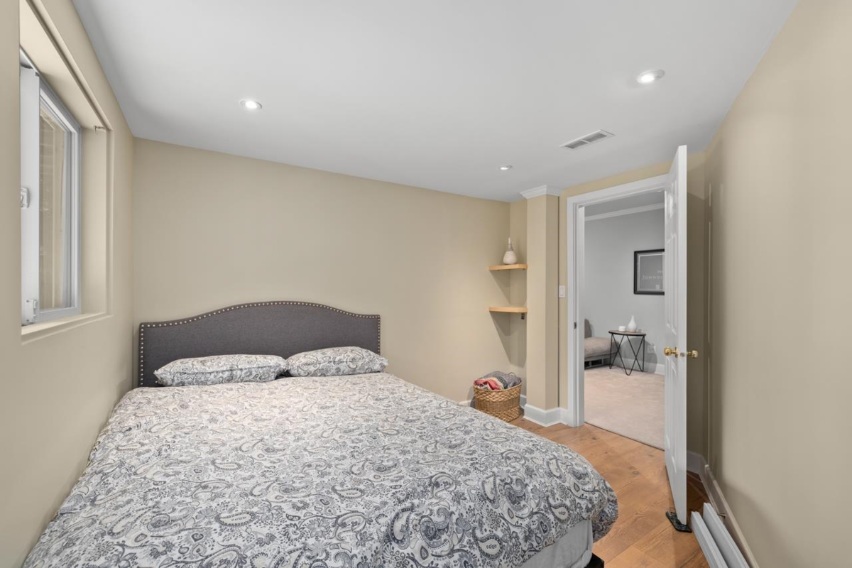 Hot Tub / Spa Photo of 145 E Kensington Road, North Vancouver, BC