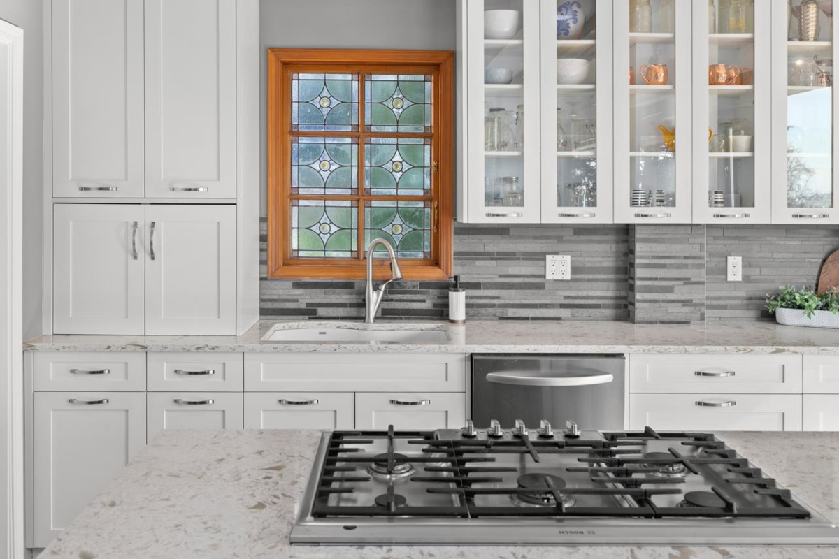 Powder Room Photo of 145 E Kensington Road, North Vancouver, BC