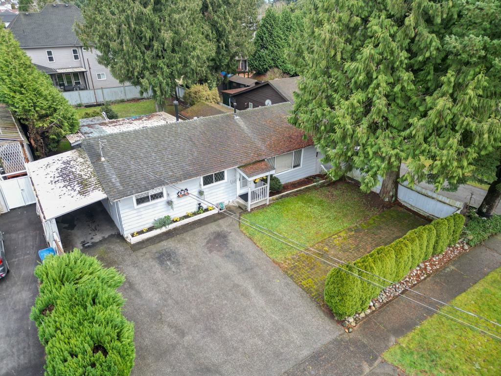 Front Yard Photo of 7016 141 Street, Surrey, BC