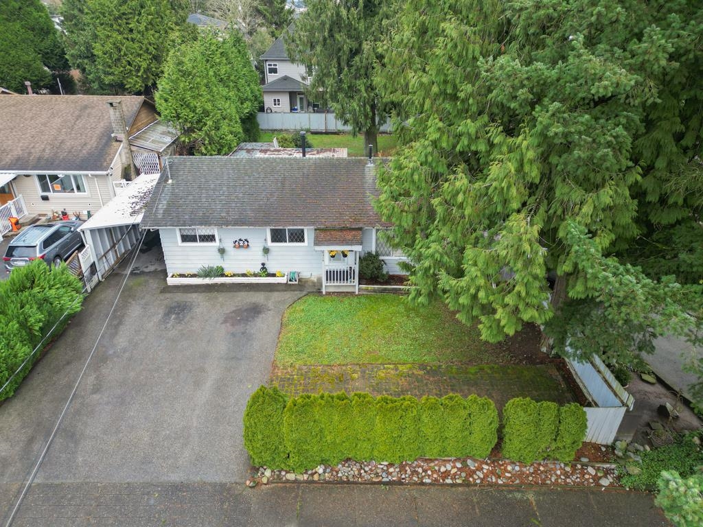 Garden / Landscaping Photo of 7016 141 Street, Surrey, BC