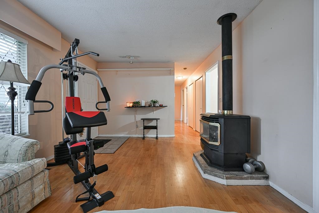Kitchen Island Photo of 7016 141 Street, Surrey, BC