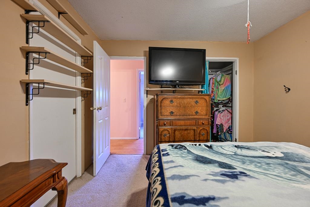 Mudroom Photo of 7016 141 Street, Surrey, BC