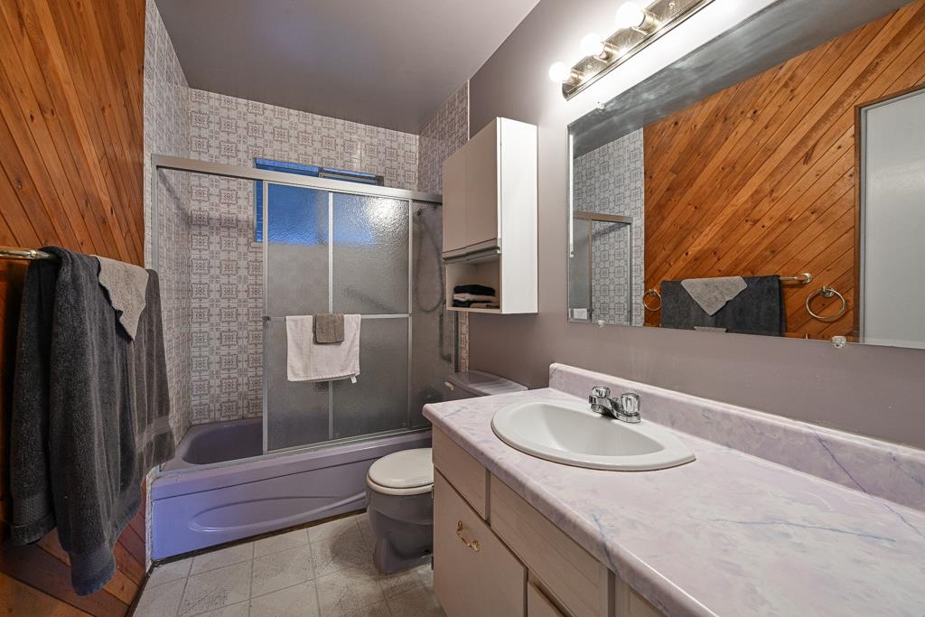 Office / Den Photo of 7016 141 Street, Surrey, BC