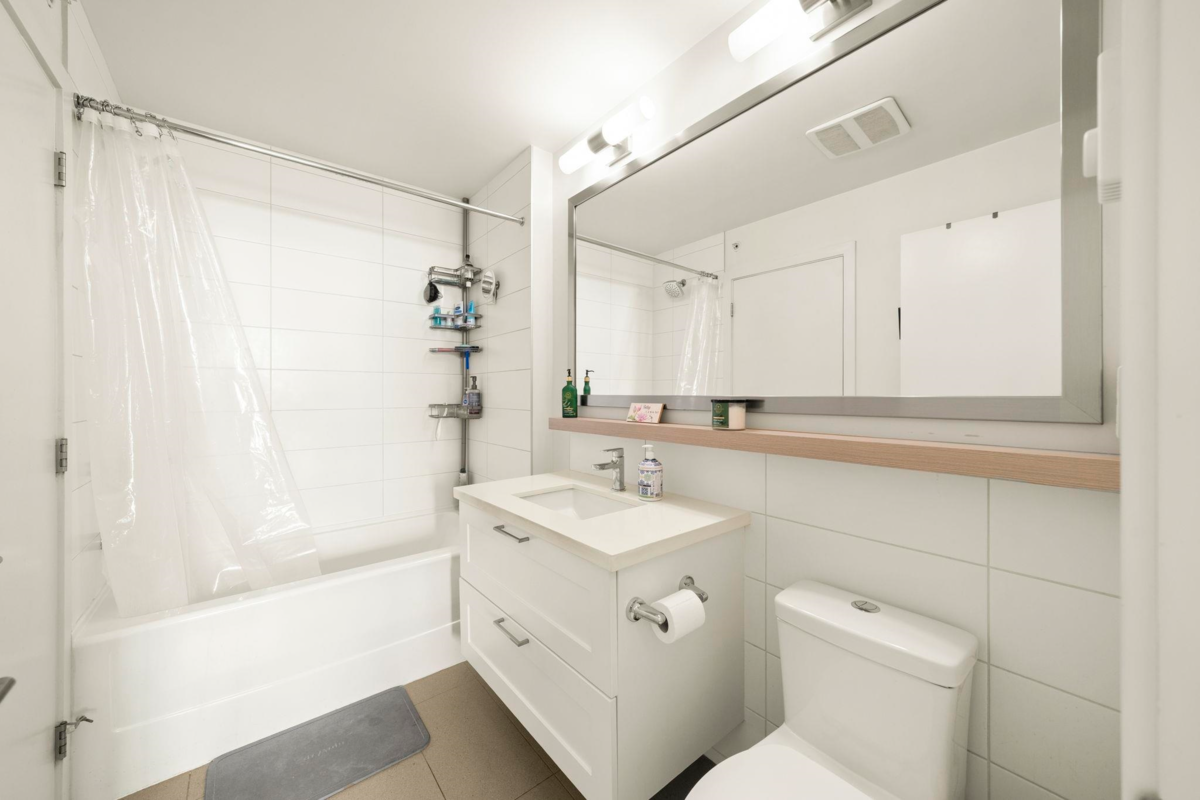 Bedroom 3 Photo of 412 611 Regan Avenue, Coquitlam, BC