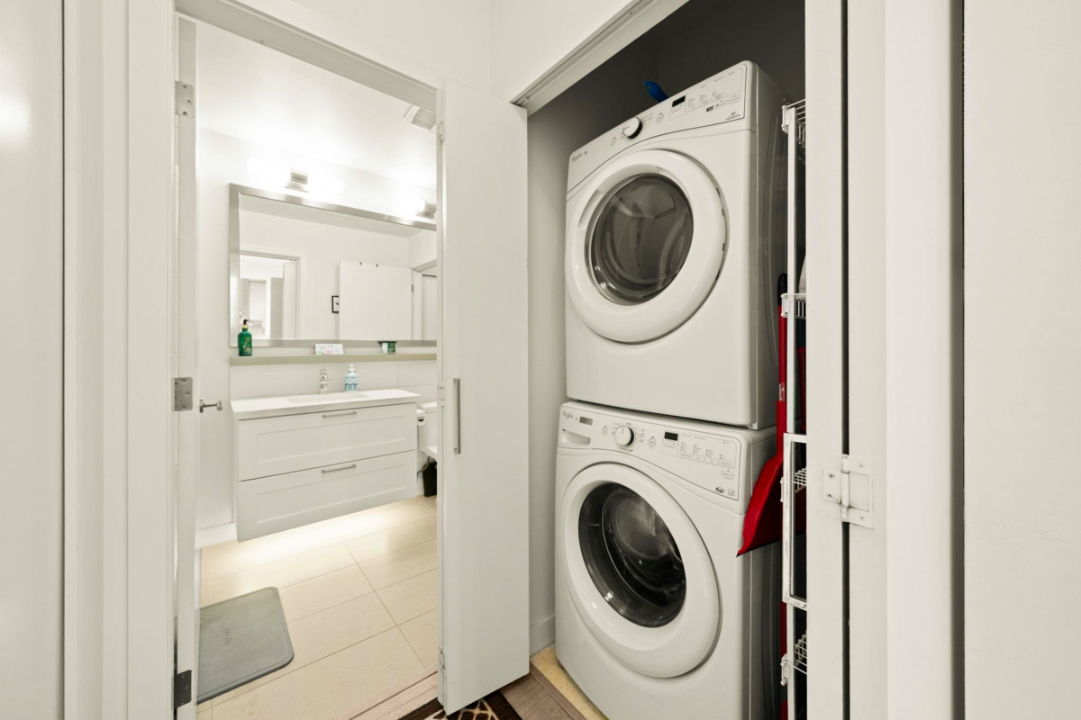 Bedroom 4 Photo of 412 611 Regan Avenue, Coquitlam, BC