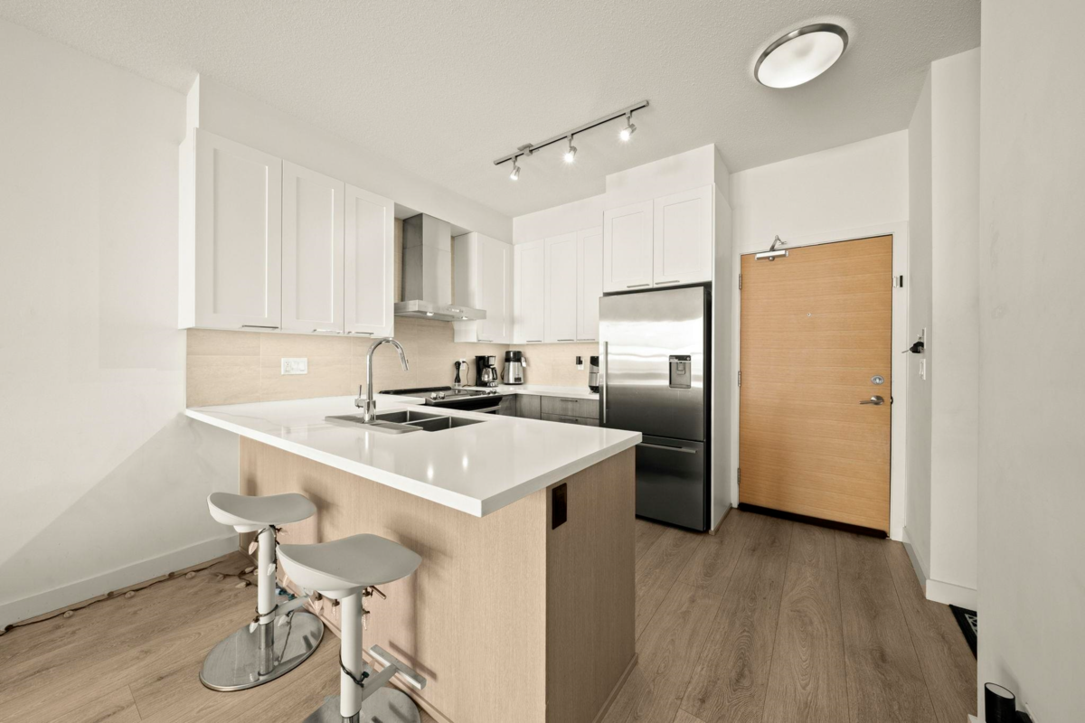 Guest Bathroom Photo of 412 611 Regan Avenue, Coquitlam, BC