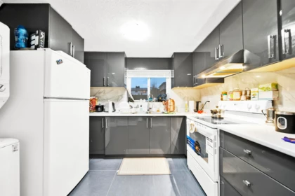 Hallway Photo of 14539 Chartwell Drive, Surrey, BC