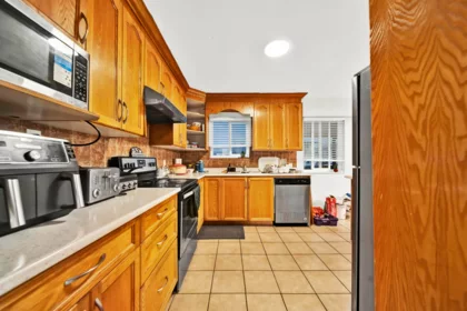 Primary Bedroom Photo of 14539 Chartwell Drive, Surrey, BC