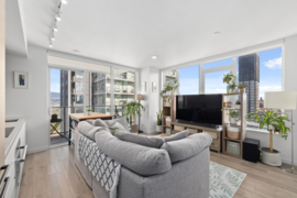 1604 10448 University Drive, Surrey, BC