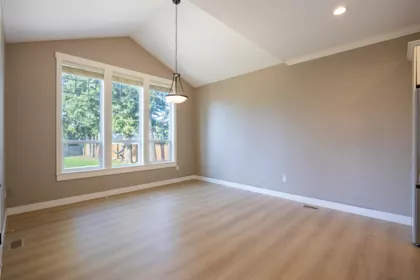 Basement Recreation Room Photo of 46075 Stevenson Road, Chilliwack, BC