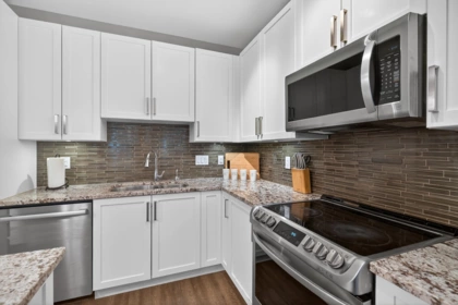 Kitchen Photo of B102 6490 194 Street, Surrey, BC