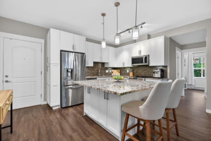B102 6490 194 Street, Surrey, BC, Surrey — Apartment/Condo for sale