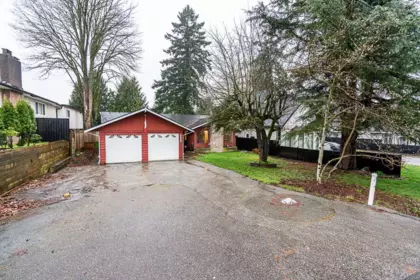 9829 120a Street, Surrey, BC, Surrey — Single Family Residence for sale