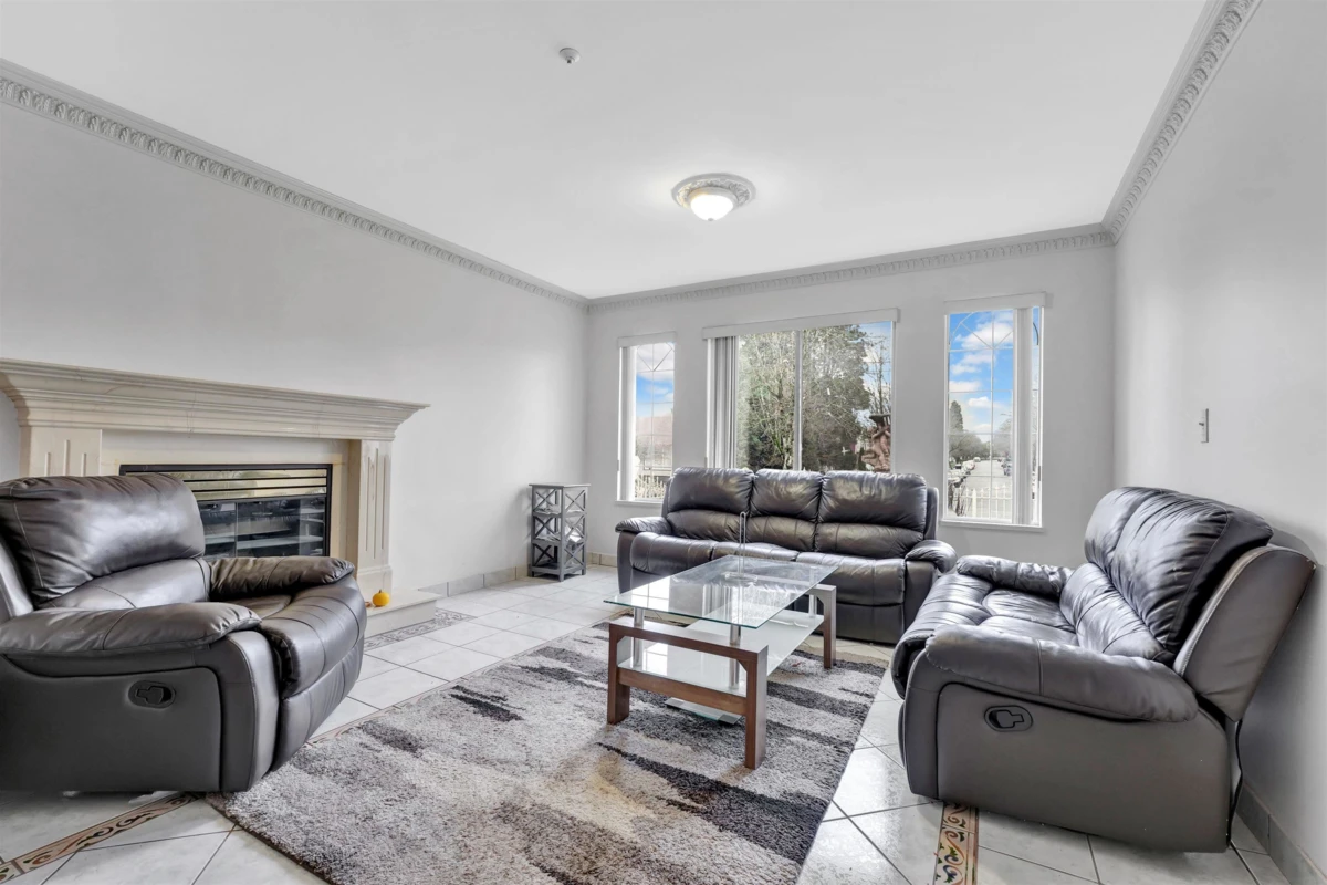 Living Room Photo of 3153 Parker Street, Vancouver, BC