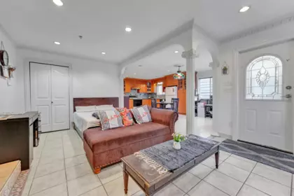 Kitchen Photo of 3153 Parker Street, Vancouver, BC