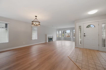 Office / Den Photo of 18775 59 Avenue, Surrey, BC