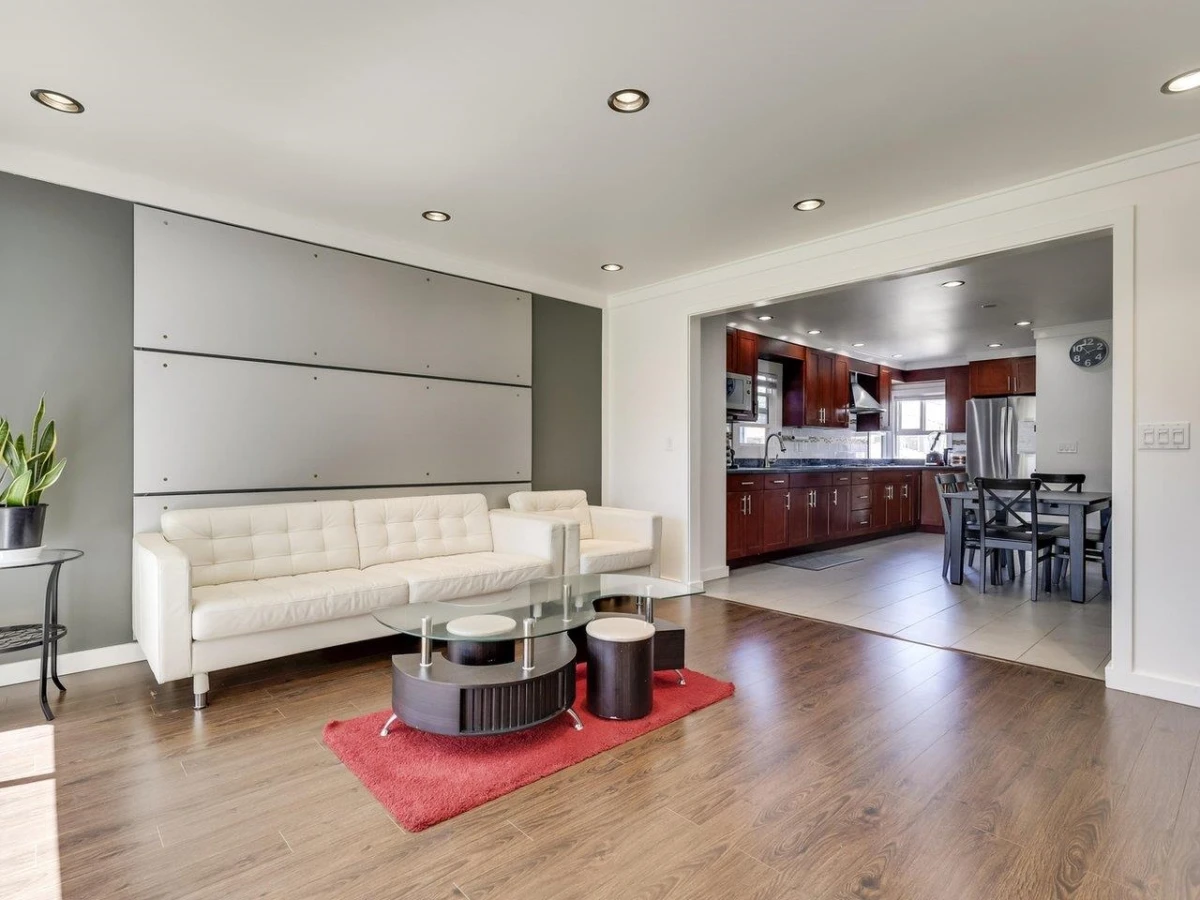 Family Room Photo of 2241 E 43rd Avenue, Vancouver, BC