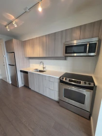 Kitchen Island Photo of 3008 13308 Central Avenue, Surrey, BC