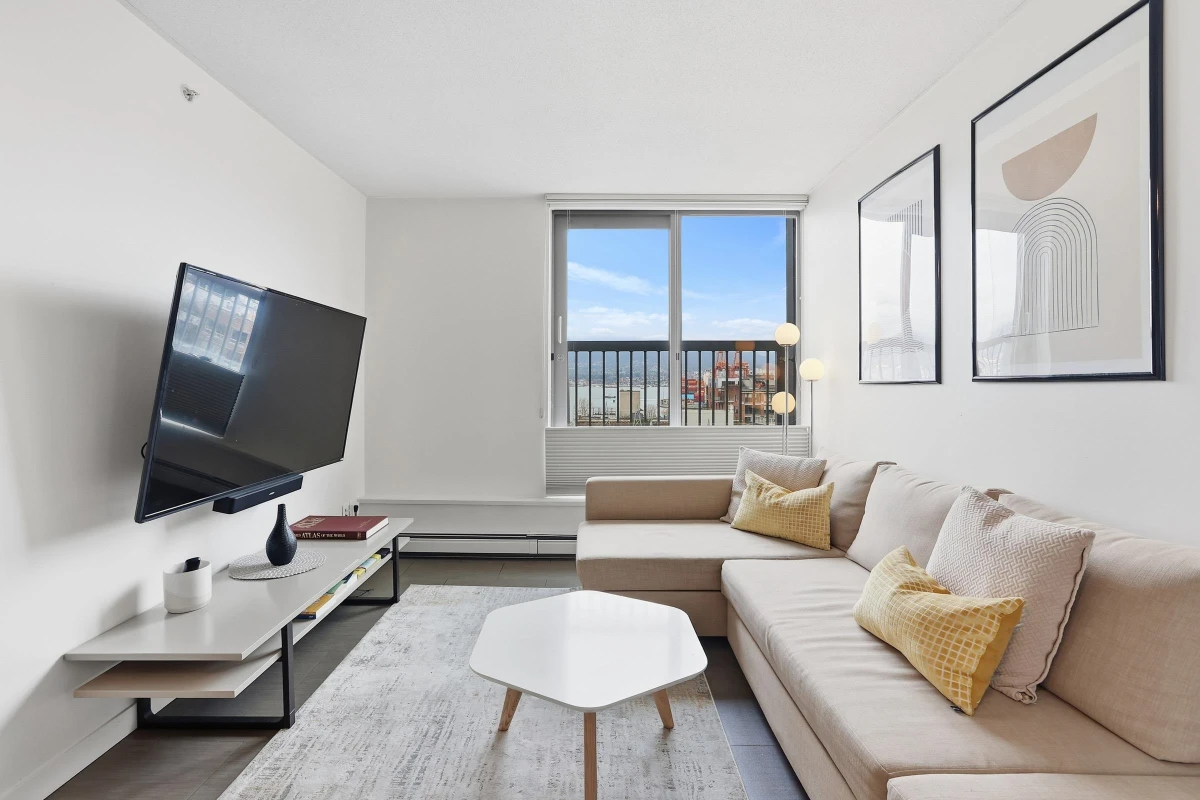 Living Room Photo of 1110 66 W Cordova Street, Vancouver, BC