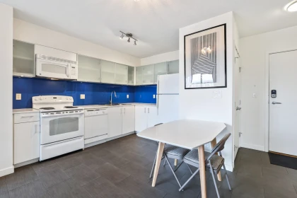 Kitchen Photo of 1110 66 W Cordova Street, Vancouver, BC