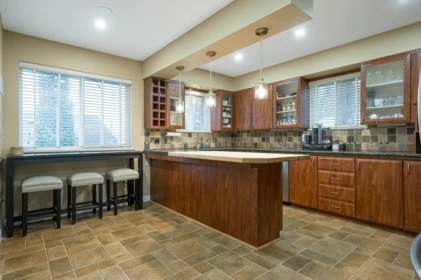 Walk-In Closet Photo of 9663 Townline Diversion Road, Surrey, BC