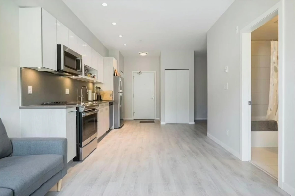 Living Room Photo of 420 13768 108 Avenue, Surrey, BC