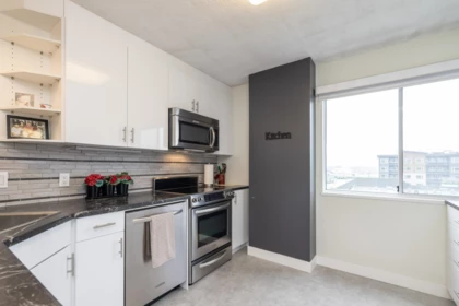 Primary Bedroom Photo of 602 45765 Spadina Avenue, Chilliwack, BC