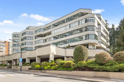 201 1480 Foster Street, White Rock, BC, White Rock — Apartment/Condo for sale