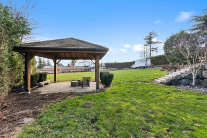 Garden / Landscaping Photo of 29852 Maclure Road, Abbotsford, BC