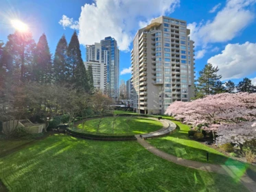 302 6055 Nelson Avenue, Burnaby, BC, Burnaby — Apartment/Condo for sale