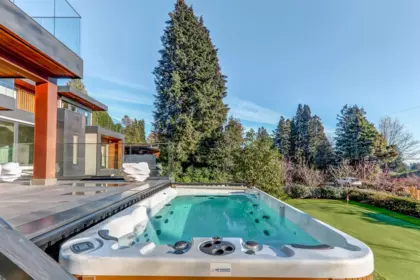 Outdoor Kitchen Photo of 1497 Queens Avenue, West Vancouver, BC