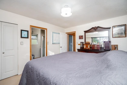 Guest Bathroom Photo of 13151 No 3 Road, Richmond, BC