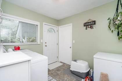Laundry Room Photo of 13151 No 3 Road, Richmond, BC