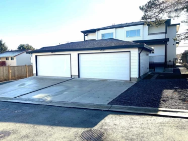 Playground / Recreational Area Near 15911 88 Avenue, Surrey, BC
