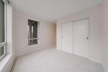 Entry Foyer Photo of 1710 1082 Seymour Street, Vancouver, BC