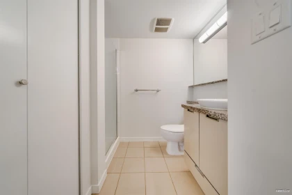 Walk-In Closet Photo of 1710 1082 Seymour Street, Vancouver, BC
