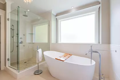 Hallway Photo of 12579 26 Avenue, Surrey, BC