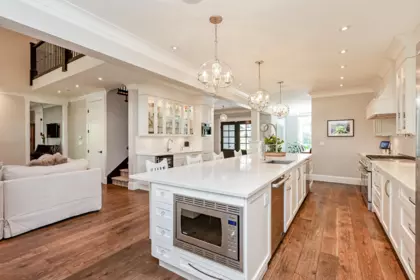 Kitchen Photo of 12579 26 Avenue, Surrey, BC