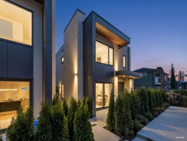 1181 W 33rd Avenue, Vancouver, BC, Vancouver — Half Duplex for sale