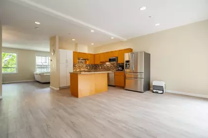 Kitchen Photo of 70 3127 Skeena Street, Port Coquitlam, BC