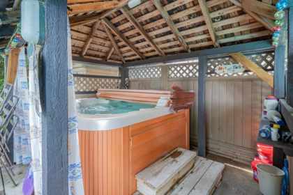 Outdoor Deck Photo of 1961 Dahl Crescent, Abbotsford, BC