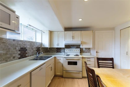 Guest Bathroom Photo of 3713 Kincaid Street, Burnaby, BC