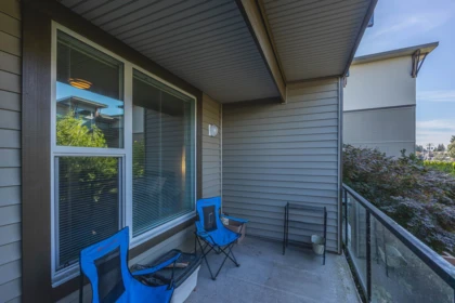 Staircase Photo of 220 33539 Holland Avenue, Abbotsford, BC